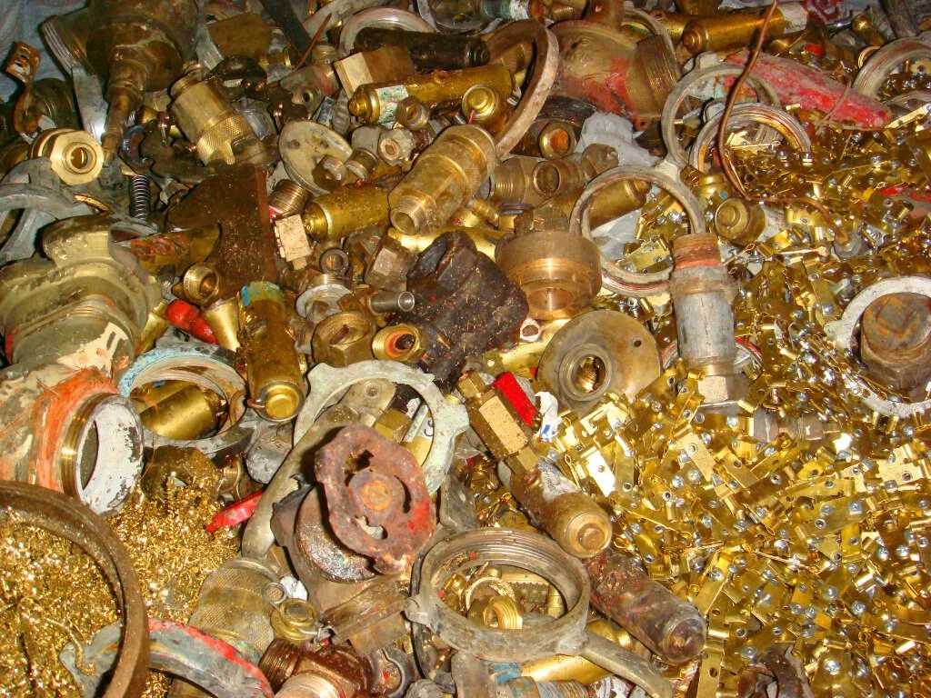 Pirinç ve bronz vana/rakor parçaları - İzmir - İkizler Hurdacılık